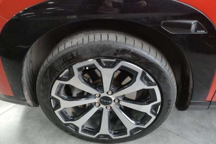 Used AION V 2024 Aion Tyrannosaurus 650 LiDAR Edition
