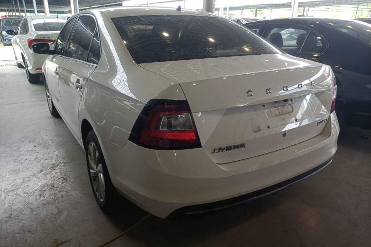 Used Skoda Rapid 2019 1.5L Manual Comfort Edition China VI Standard Exterior 2