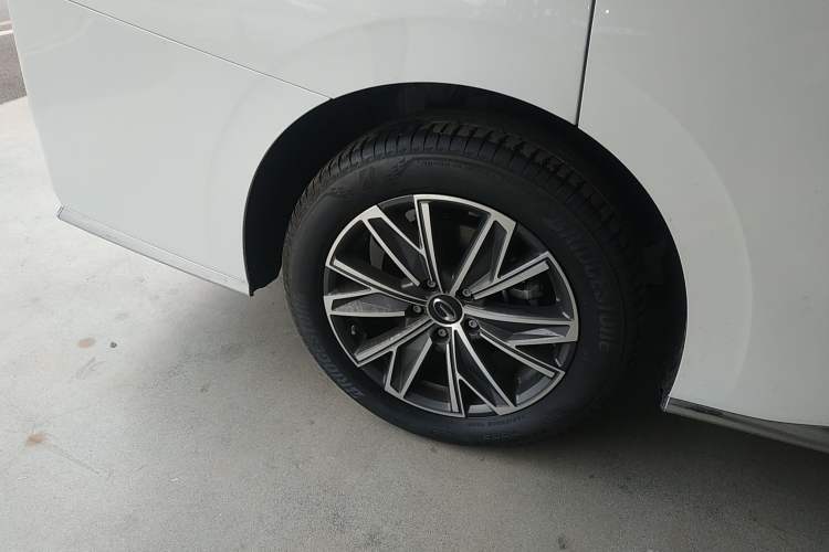 Used GAC Trumpchi M8 2024 Master Series 400T Prestige Edition