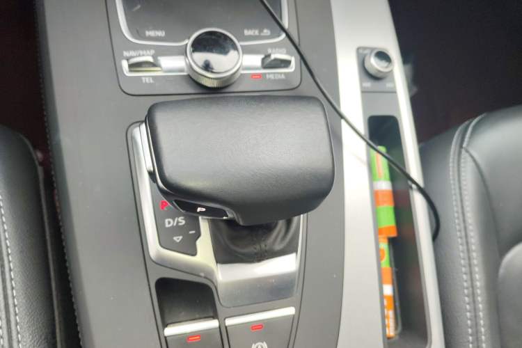 Used Audi Q5L 2020 Updated 40 TFSI Prestige Fashion Edition