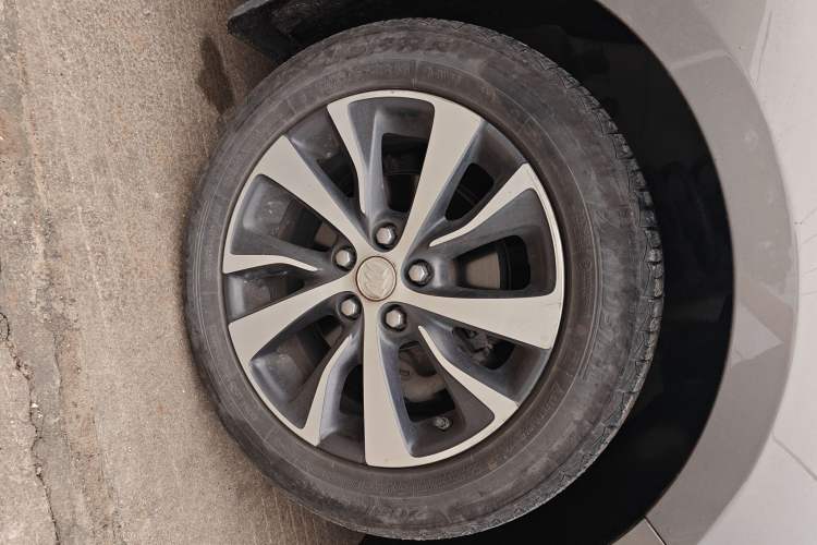 Used Buick Excelle GX 2018 18T Automatic Elite Model