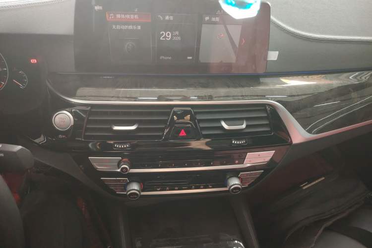 Used BMW 5 Series 2019 Facelifted 530Li Leading Edition M Sport Package