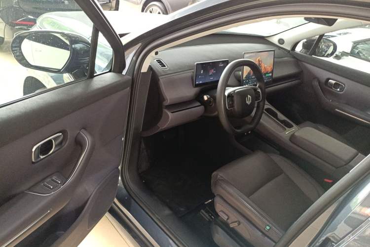 Used Leapmotor C16 2024 Pure Electric 520 Deluxe Edition Driver Seat