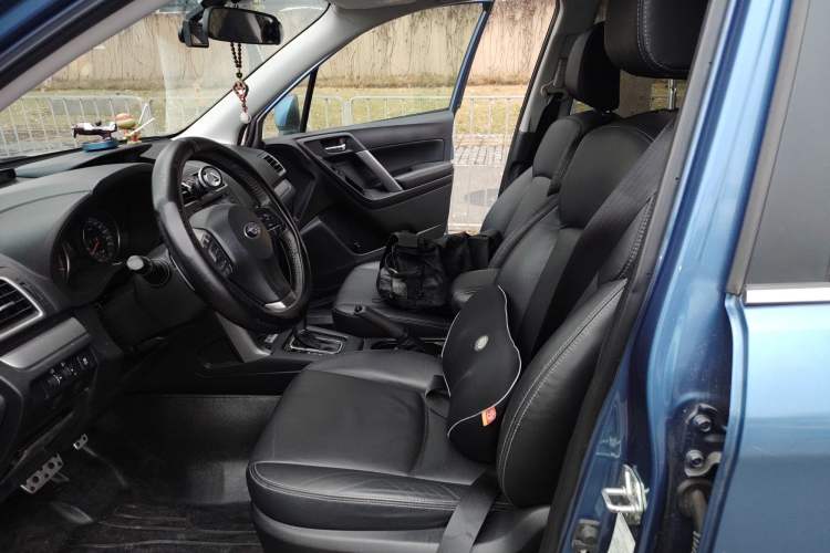 Used Subaru Forester 2015 2.0i Special Edition Commemorative Model
