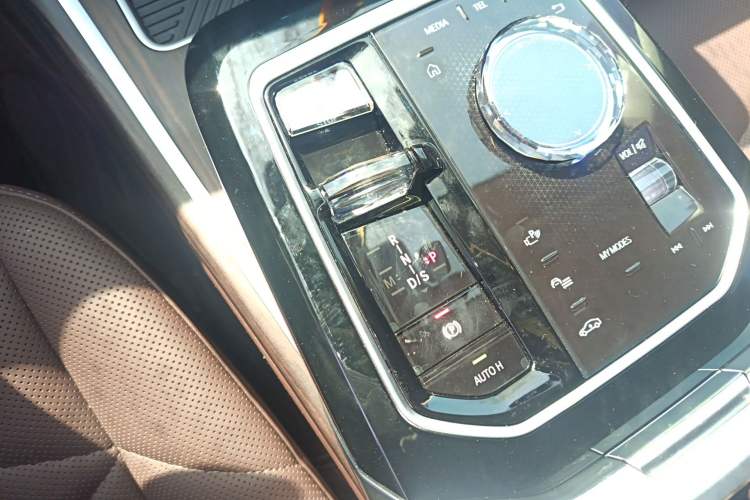 Used BMW 7 Series 2023 735Li M Sport Package