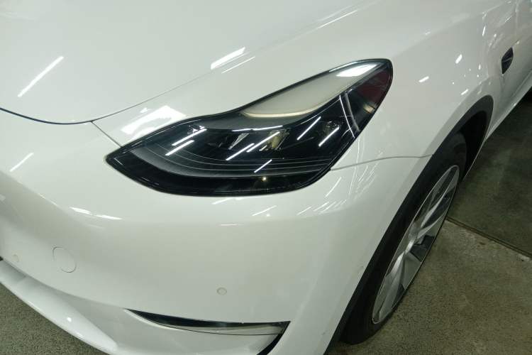 Used Tesla Model Y 2021 Standard Range Rear-Wheel Drive Version