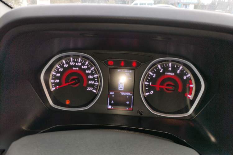 Used Soueast DX3 2016 1.5L Manual Luxury Model