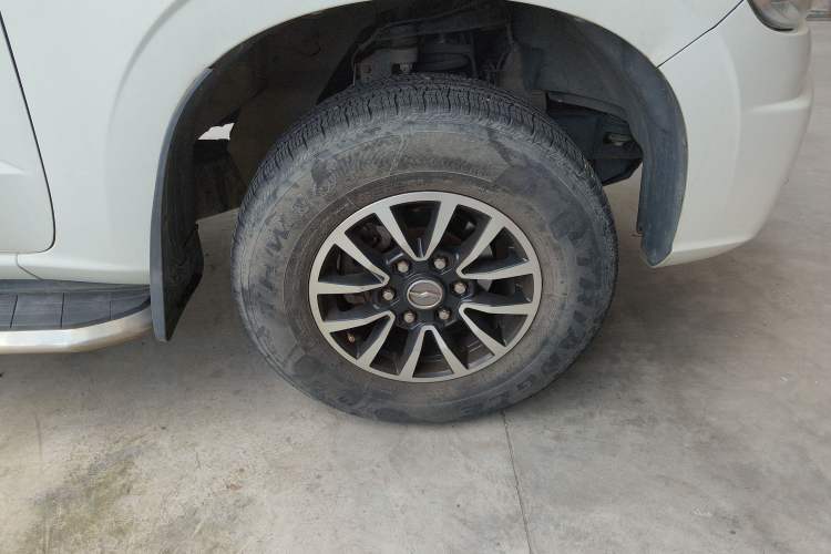 Used Zxauto Terralord 2018 2.5T Diesel Business Edition Two-Wheel Drive Comfort Configuration Standard Double Cabin SD4V25R-100
