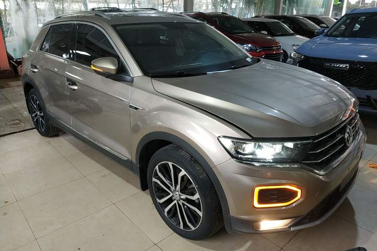 Used Volkswagen T-ROC 2018 280TSI DSG Two-Wheel-Drive Comfort Version China V Standard