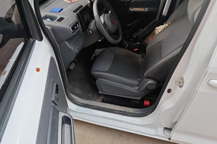 Used Wuling Zhiguang New Energy 2025 Standard Model
