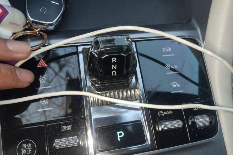 Used BYD Song PLUS New Energy 2024 Honor Edition EV 520km Luxury Model Gear Lever