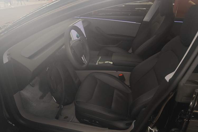 Used Tesla Model 3 2023 Rear-Wheel-Drive Version