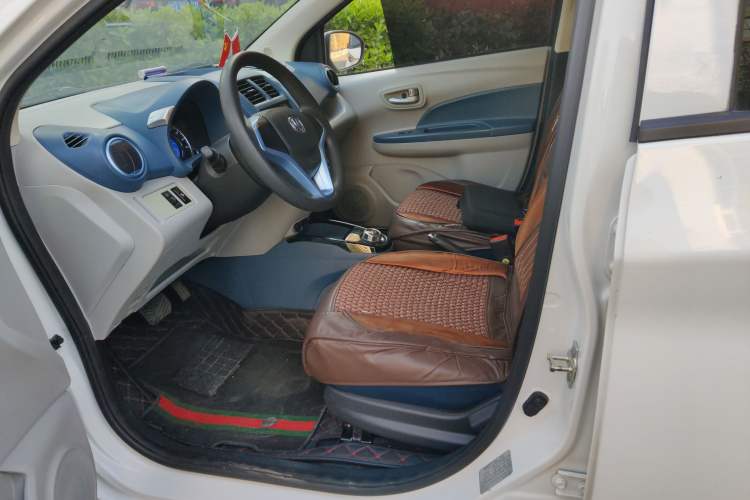 Used CHANGAN Benni E-Star 2021 National Edition Colorful Version Lithium Iron Phosphate (31.86 kWh)