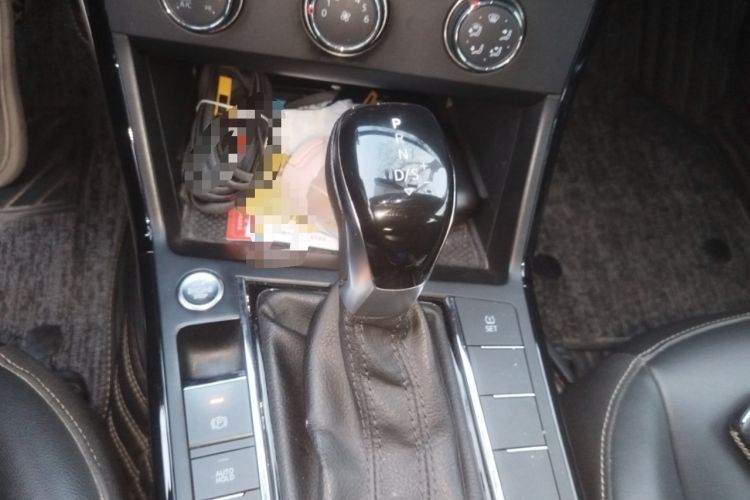 Used Volkswagen Passat 2019 280TSI Business Edition China VI Gear Lever