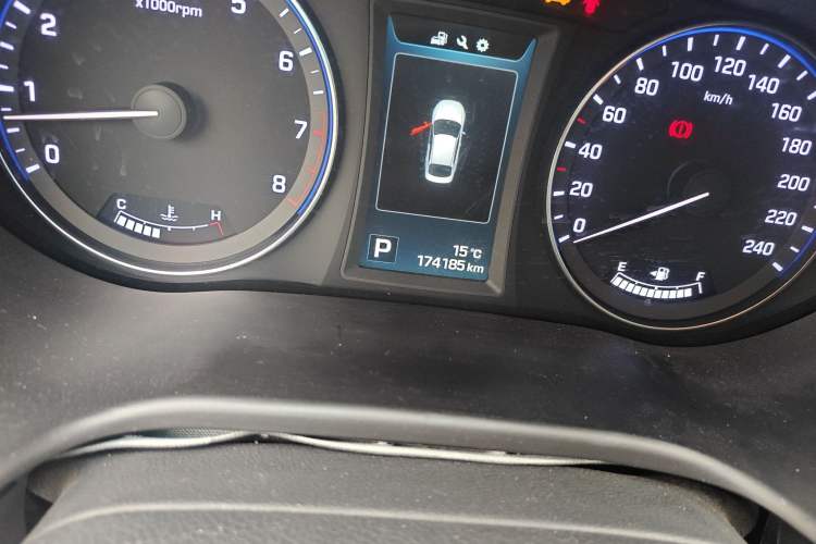 Used Hyundai Mistra 2014 1.8L Automatic Deluxe DLX Model