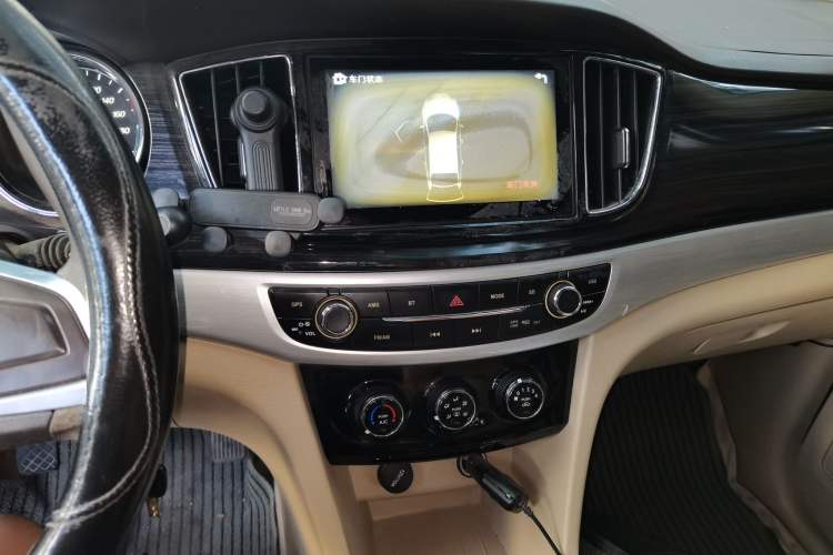Used Baojun 730 2016 1.5L Manual Comfort Version 7 Seats China V Emission Standard
