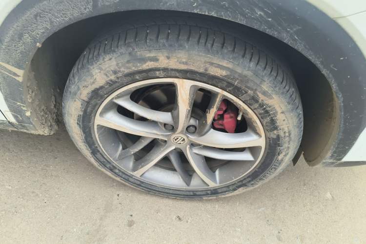 Used MG HS 2019 20T Automatic Two-Wheel Drive Trophy Super Sport Version China VI Standard
