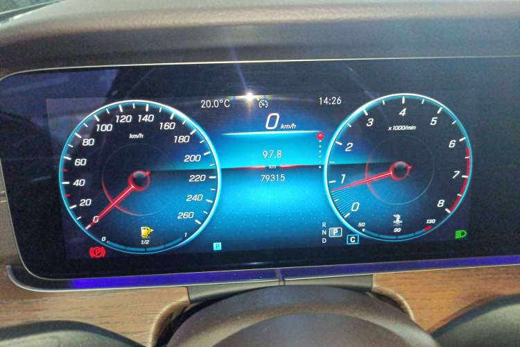 Used Mercedes-Benz E-Class 2022 Second Facelift E 300 L Fashion Edition Instrument Cluster