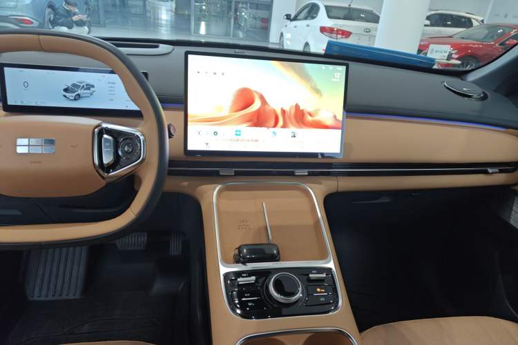 Used Geely Galaxy Galaxy Xingjian 7 EM-i 2025 120km Flagship Edition