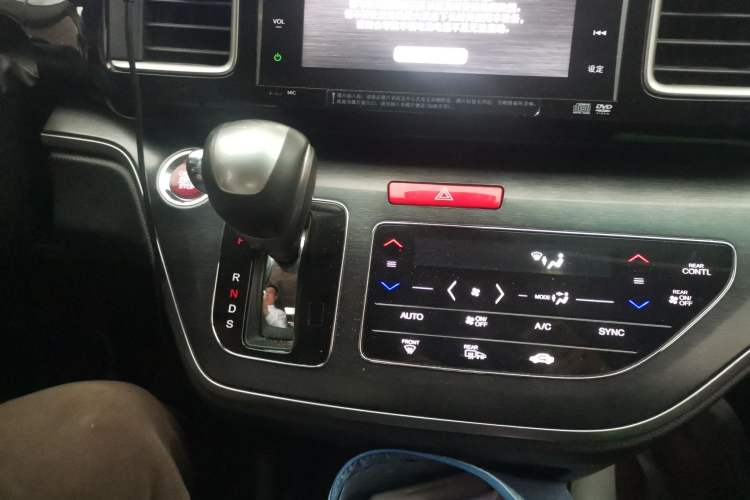 Used Honda Elysion 2016 2.4L Supreme Edition