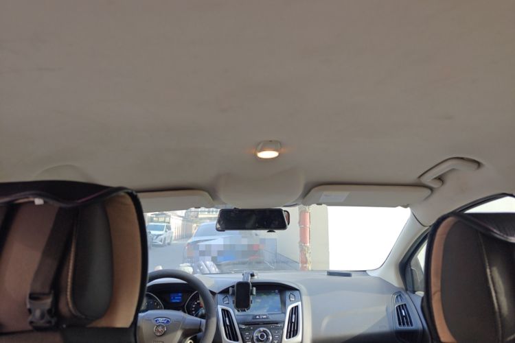 Used Ford Focus 2012 Sedan 1.6L Manual Comfort Model