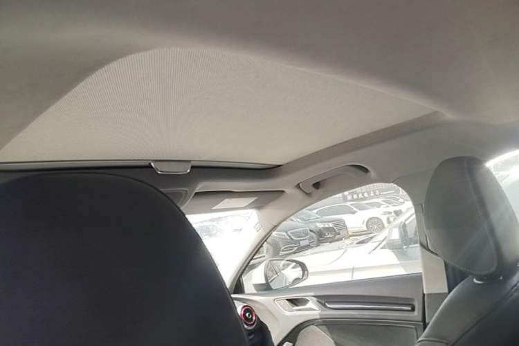 Used Audi A3 2017 Limousine 35 TFSI Fashion Model

