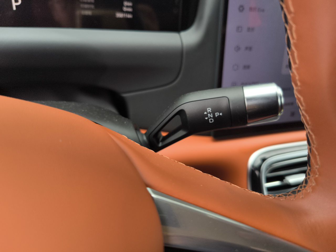 Geely Galaxy M9 2025 Model 230km Two-Wheel-Drive Exploration Edition — снимка 14