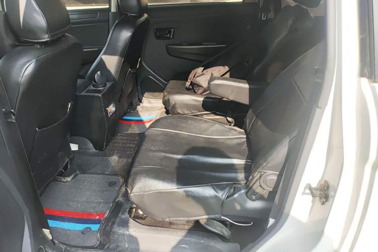 Used Dongfeng Fengon 330 2018 1.5L 330S Premium Edition DK15 Left Rear Seat