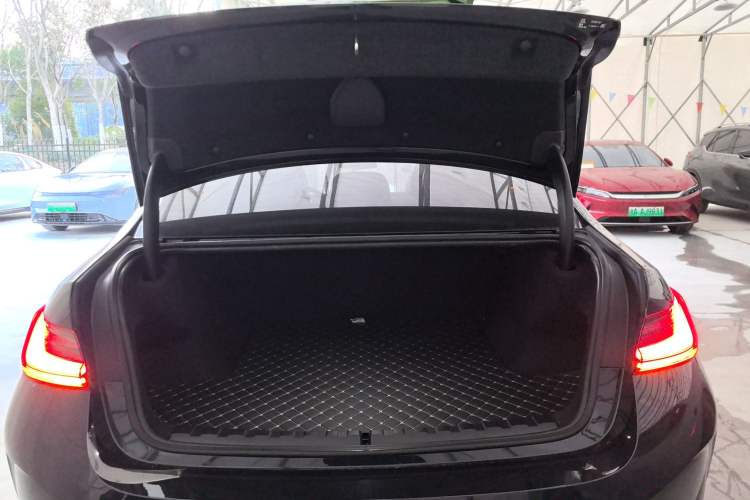 Used BMW i3 2022 eDrive 35 L