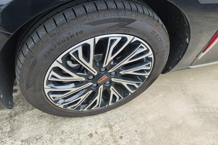 Used Hongqi H5 2024 2.0T Automatic Smart Connect Flagship Edition