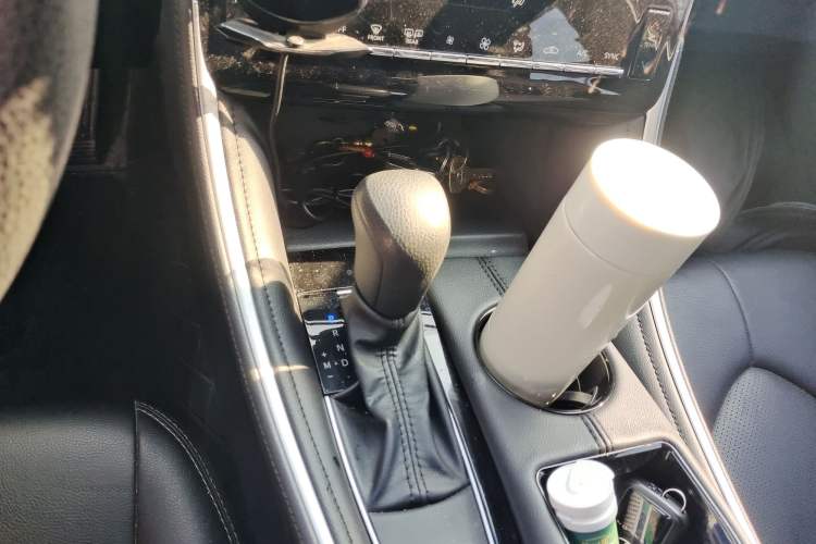 Used Toyota Avalon 2022 2.0L Ambition Edition Gear Lever