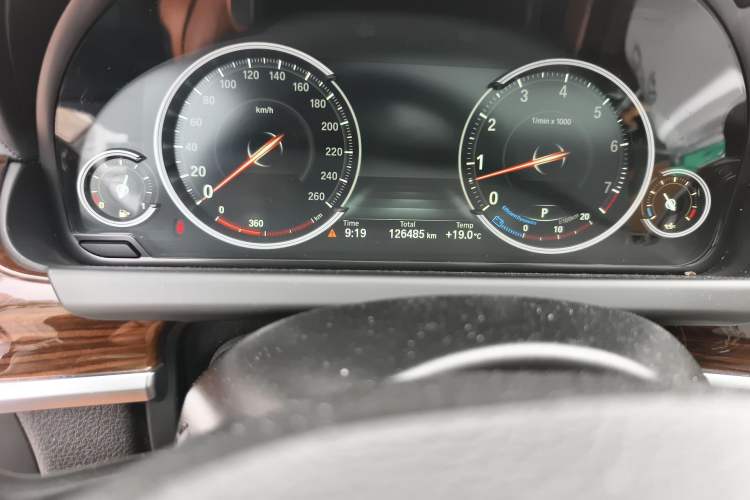 Used BMW 6 Series 2016 640i Gran Coupe Odometer Close Up