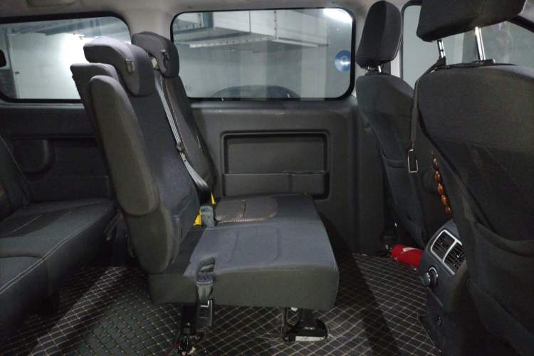 Used JAC Refine M3 2022 1.5T 7-Seater Standard Edition
