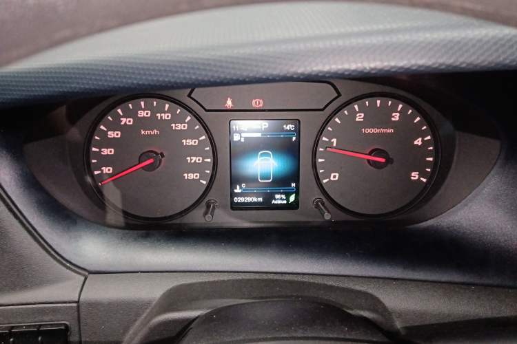 Used Iveco Eurocargo 2021 3.0T Automatic Super-Rui Long Wheelbase Short Overhang High Roof Manual Doors F1C