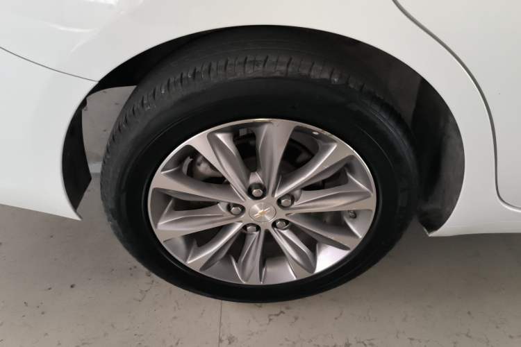 Used Chevrolet Monza 2022 320 Automatic Enjoyment Sunroof Version
