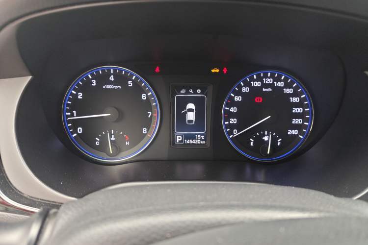 Used Hyundai Mistra 2014 1.8L Automatic Smart GLS
