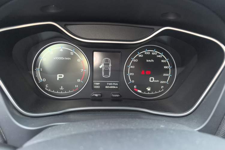 Used Geely Auto Vision X6 2016 1.3T CVT Flagship Model
