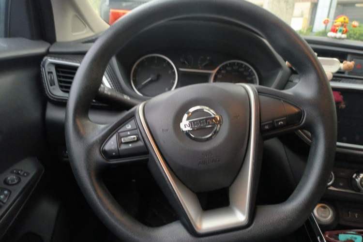 Used Nissan Lannia 2019 1.6L CVT Smart Connect Smart Cool Version China V Standard
