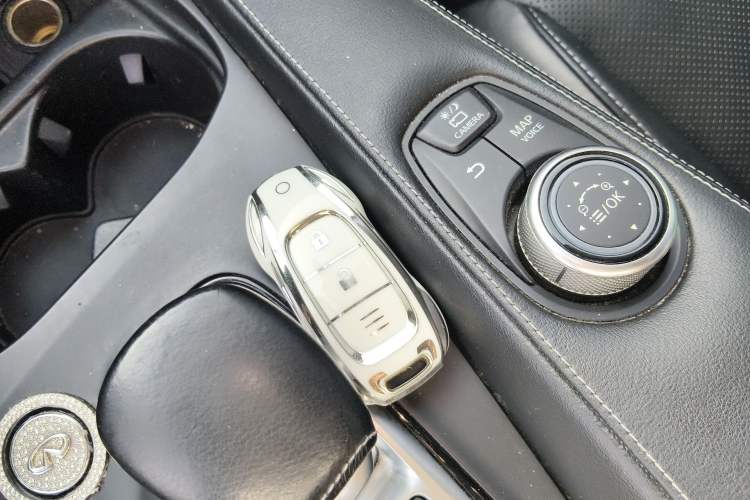 Used Infiniti QX50 2018 2.0T Four-Wheel Drive Elite Edition Vehicle Key