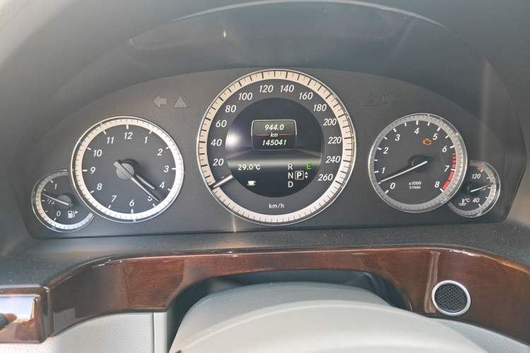 Used Mercedes-Benz E-Class 2013 E 300 L Elegant Model