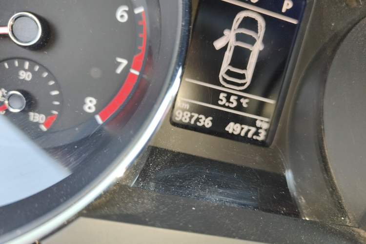 Used Volkswagen Sagitar 2015 230TSI Automatic Luxury Model