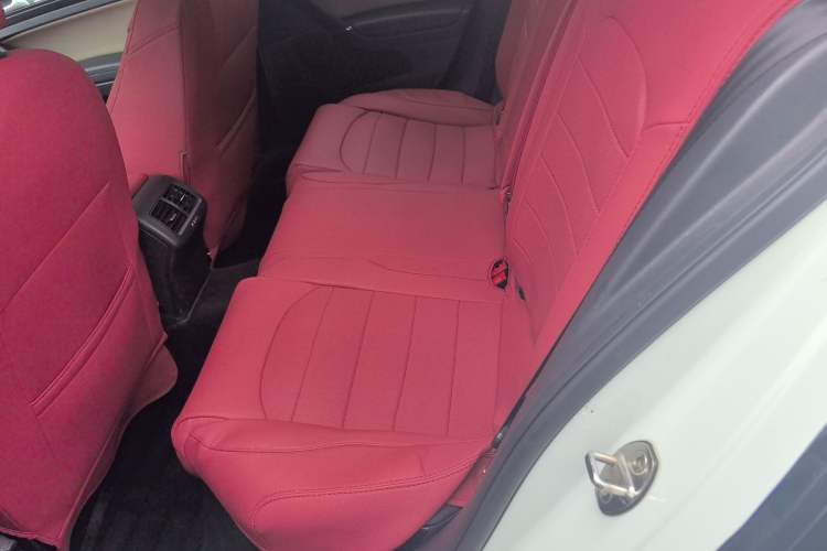 Used Volkswagen Golf 2017 230TSI Automatic Luxury Million-Vehicle Commemorative Edition