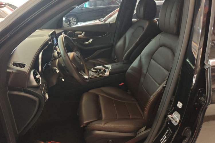 Used Mercedes-Benz GLC 2018 GLC 260 4MATIC Dynamic Edition