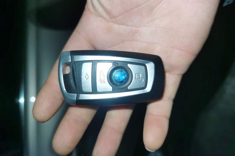 Used BMW 3 Series 2014 320Li Fashion Model
