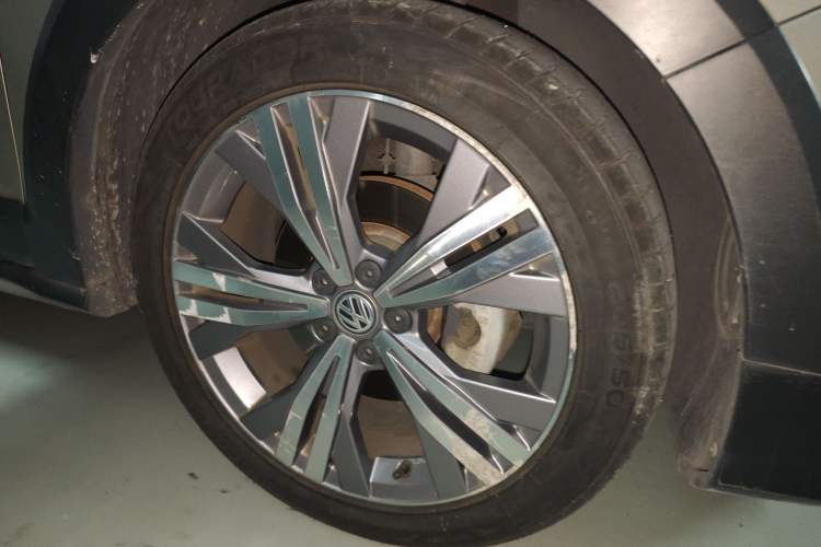 Used Volkswagen C-TREK 2018 1.5L Automatic Luxury Edition