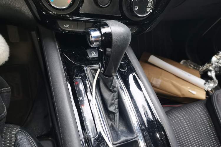 Used Honda Vezel 2015 1.8L CVT 2WD Elite Model