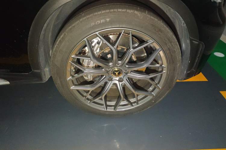 Used Mercedes-Benz GLC 2020 GLC 300 L 4MATIC Luxury Model
