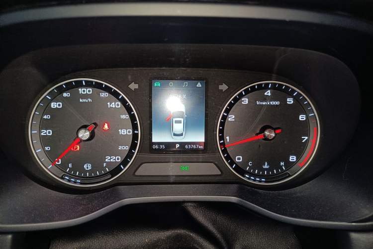 Used Roewe i5 2019 1.5L Automatic 4G Connected Langzhen Edition
