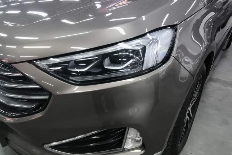 Used Ford Edge 2020 EcoBoost 245 Two-Wheel Drive Titanium 7-Seater
