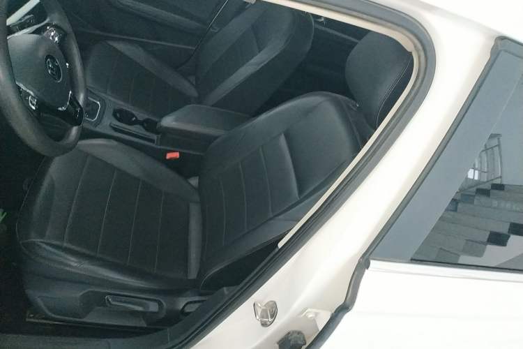 Used Volkswagen Lavida 2019 1.5L Automatic Comfort Edition China VI Standard